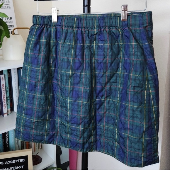 Uniqlo Plaid (lightly) Insulated Skirt - Picture 4 of 8